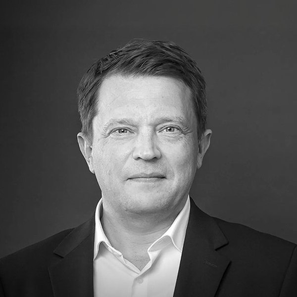 Portrait of Simon Schmidt